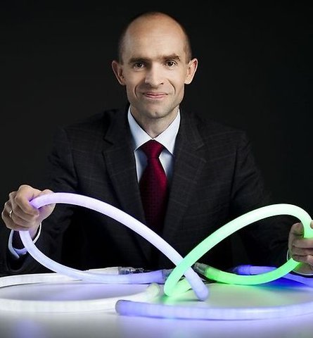 Fot. http://www.ncbir.pl/aktualnosci/art,2955,dyrektor-grabarczyk-w-gronie-100-najciekawszych-liderow-z-europy-srodkowej-i-wschodniej.html