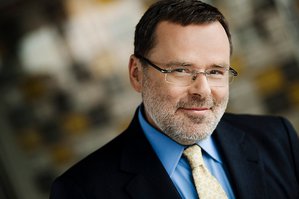 Źródło: http://www.ncbir.pl/o-centrum/dyrekcja-ncbir/art,833,dyrektor-narodowego-centrum-badan-i-rozwoju-prof-dr-hab-inz-krzysztof-jan-kurzydlowski.html