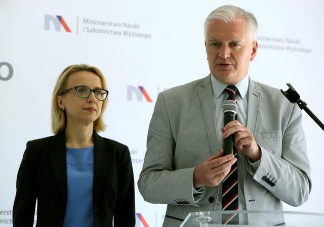 Źródło: http://naukawpolsce.pap.pl/aktualnosci/news,410344,80-mln-zl-na-dialog---nowy-program-resortu-nauki.html