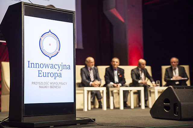 Fot. http://www.ncbir.pl/aktualnosci/art,2951,ncbr-na-rzecz-efektywnej-wspolpracy-administracji-biznesu-i-nauki.html